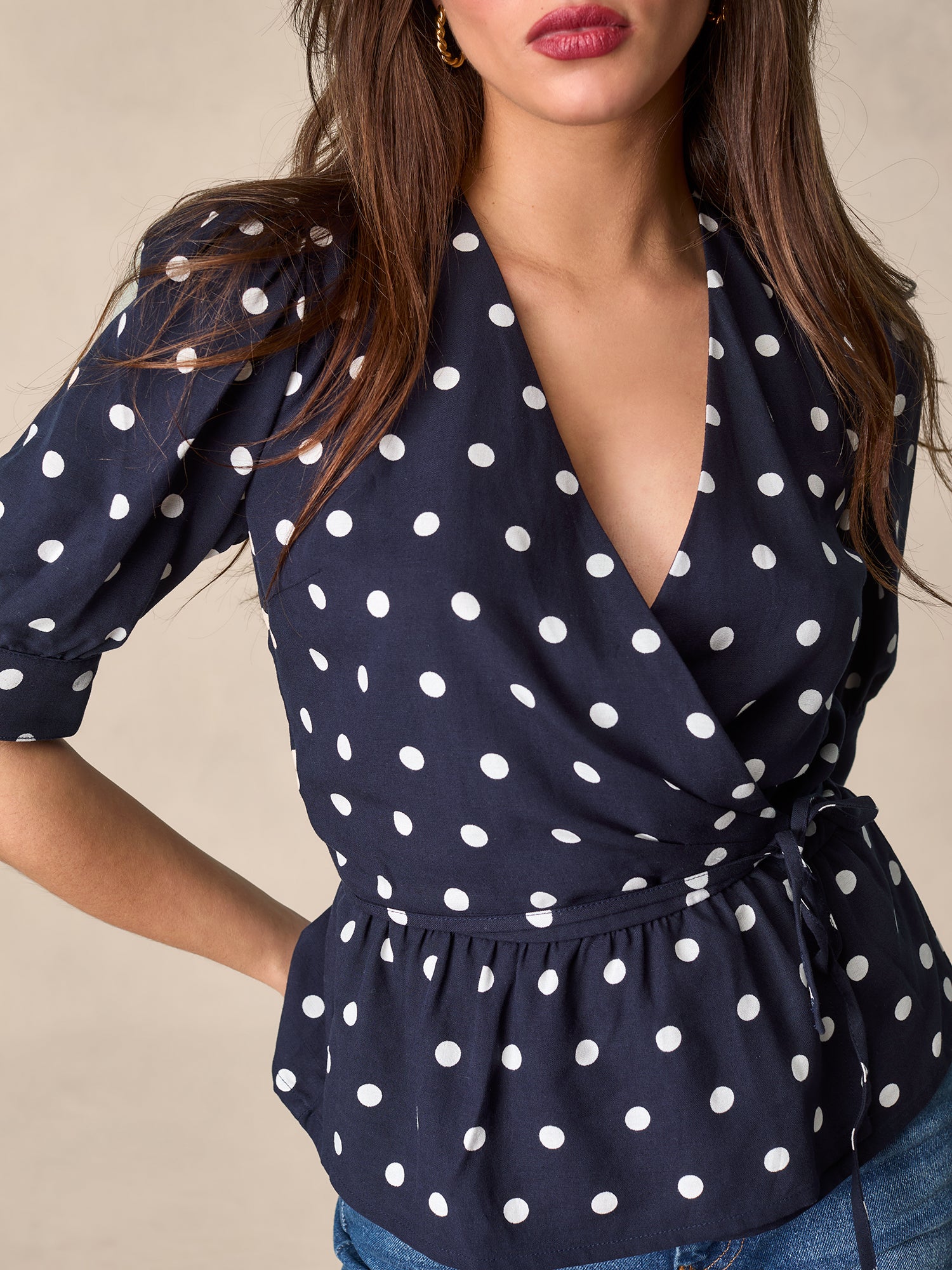 Top DOLORES Top DOLORES