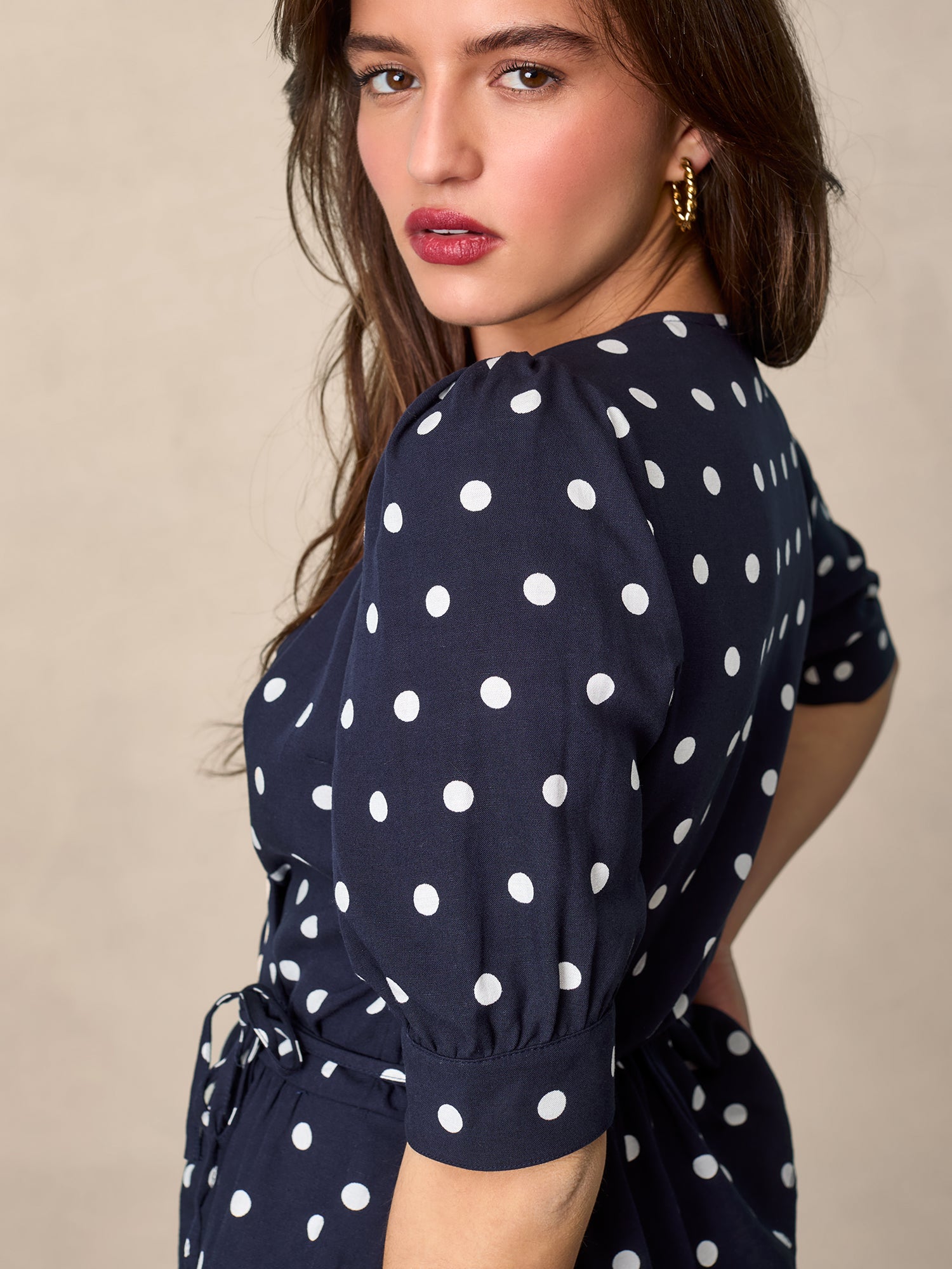Top DOLORES Top DOLORES