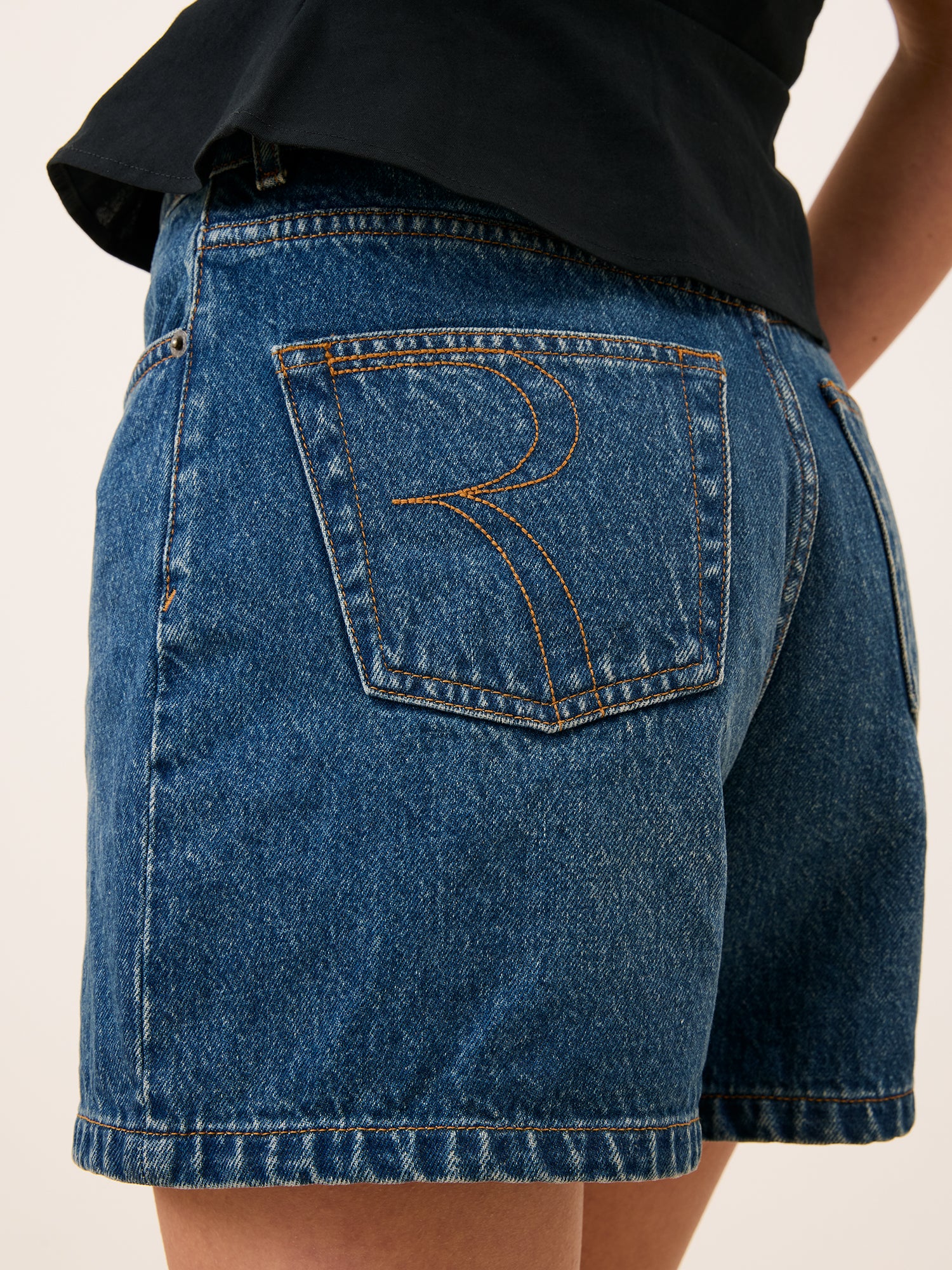 JASMÍN Pantalones cortos JASMÍN Pantalones cortos