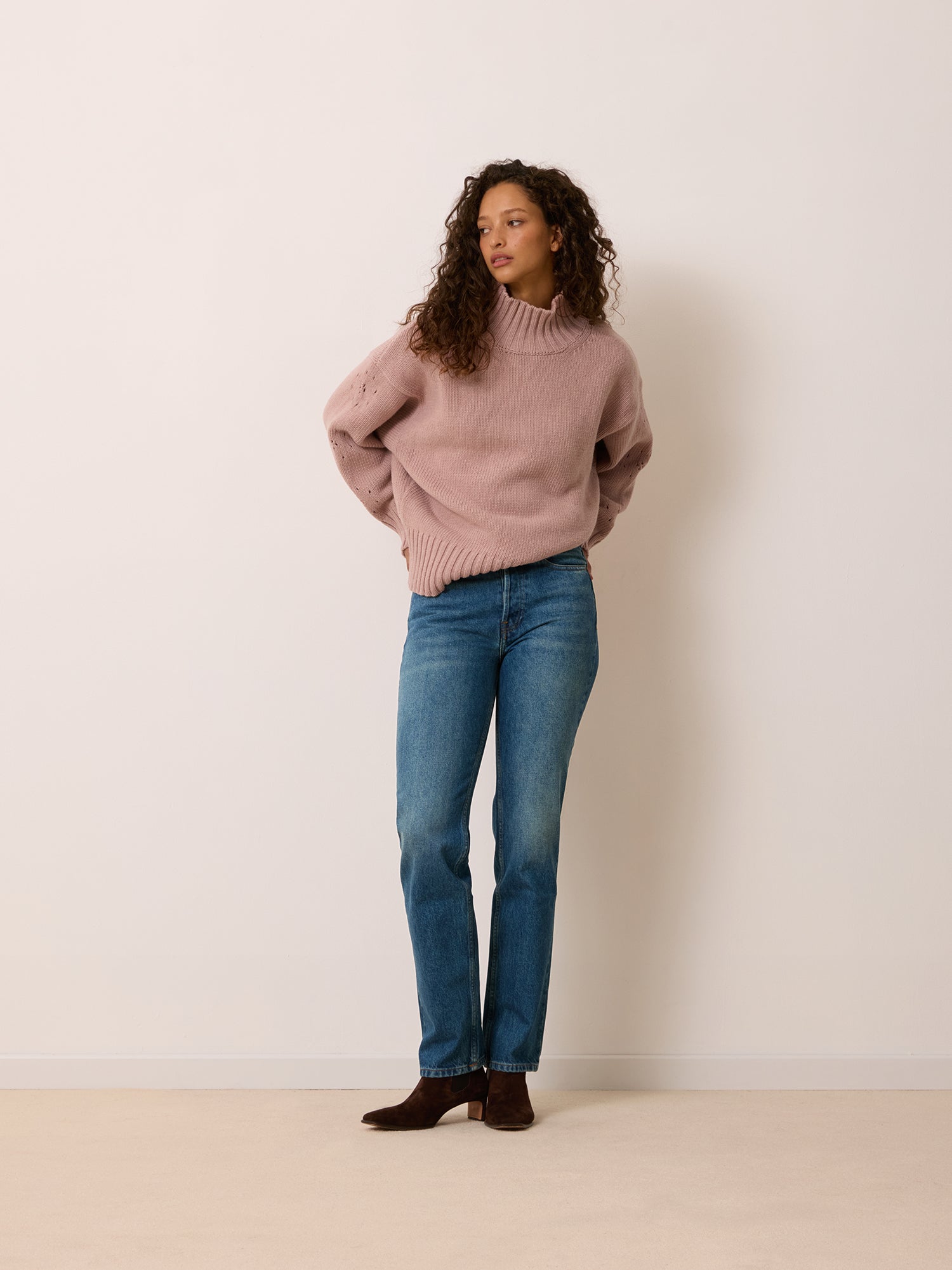 LIZZIE Sweater LIZZIE Sweater