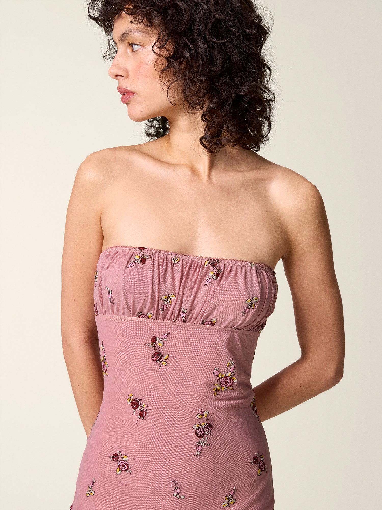 Anaide Kleid
