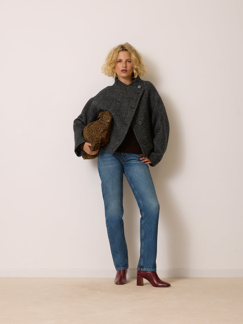 GEDEON anthracite herringbone short coat worn on a model by Rouje