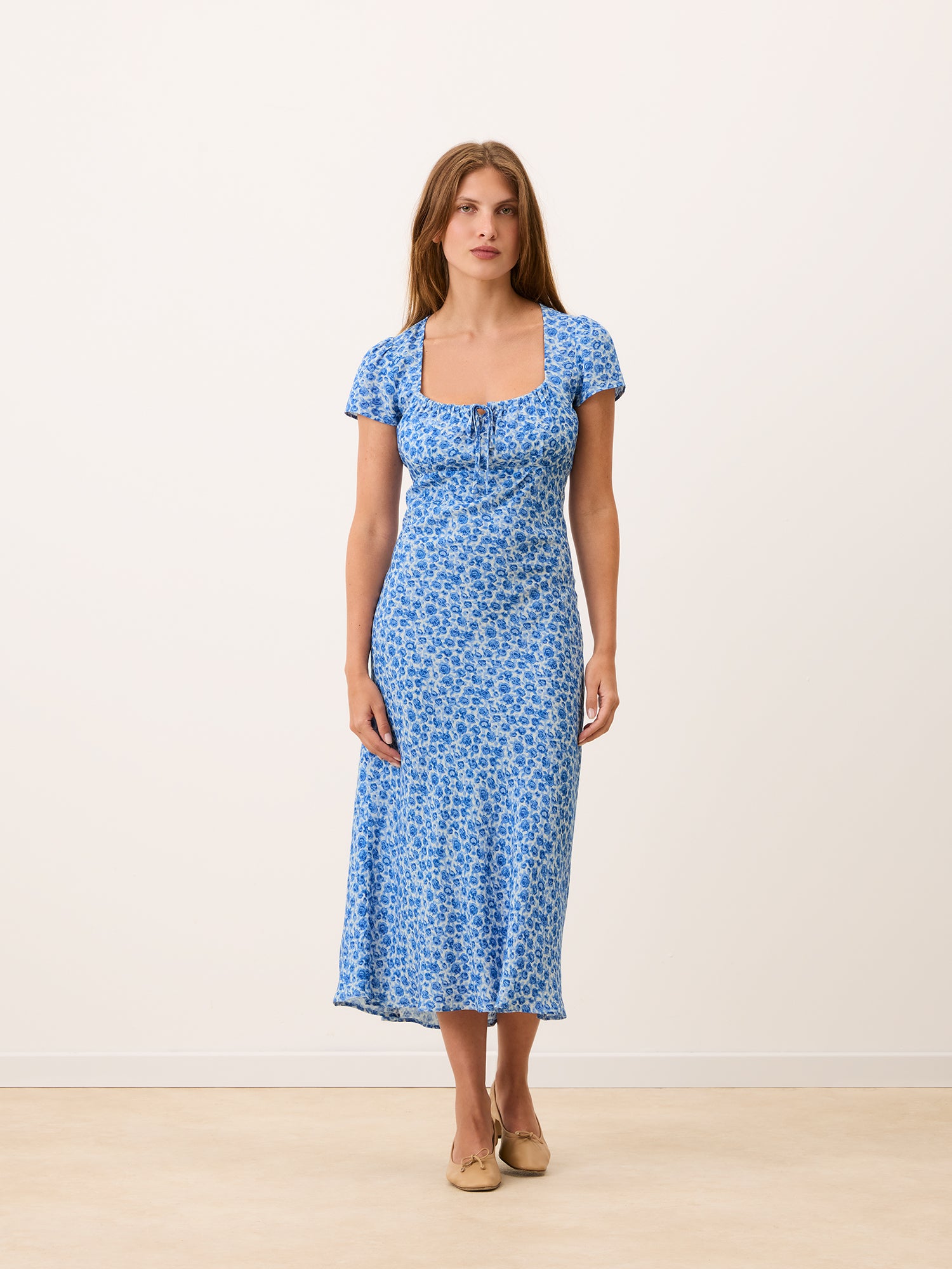 Robe INES