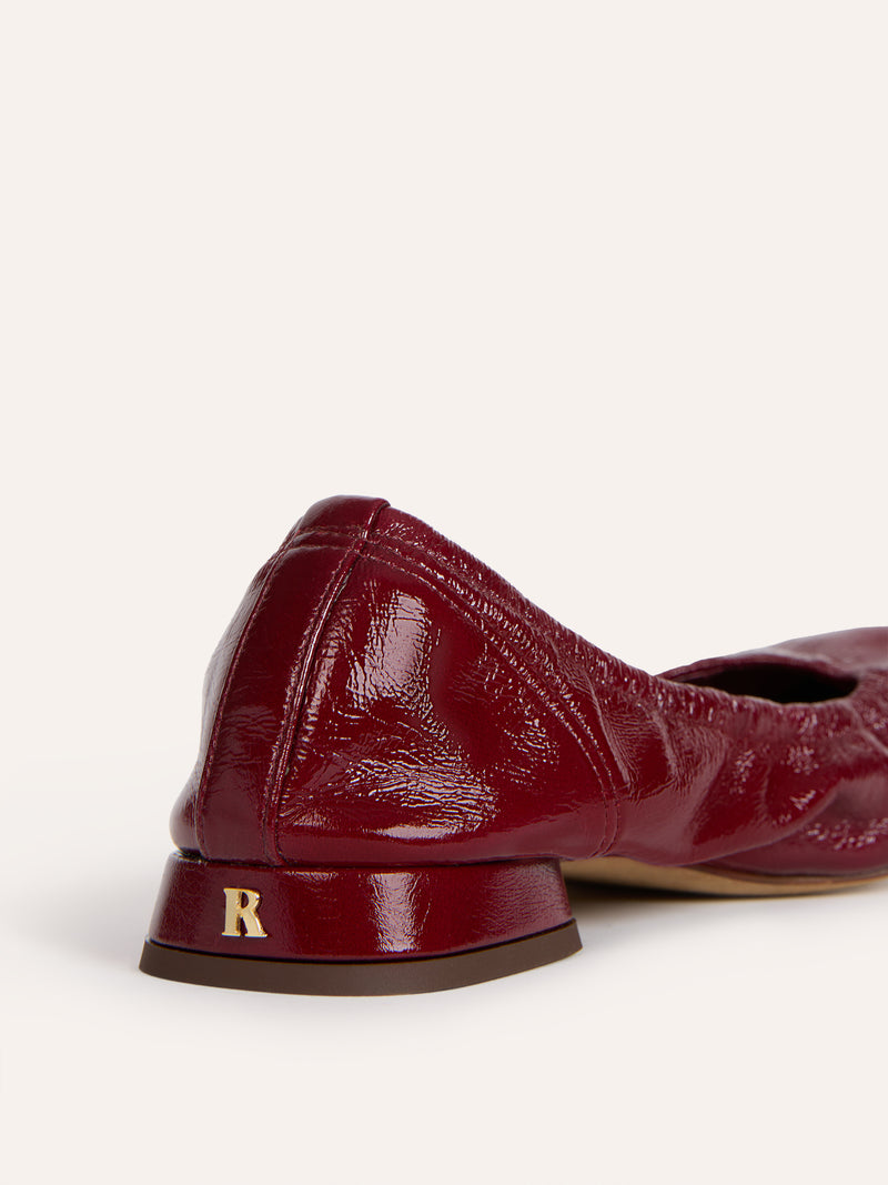 NINA burgundy patent leather ballet flats, flat packshot by Rouje