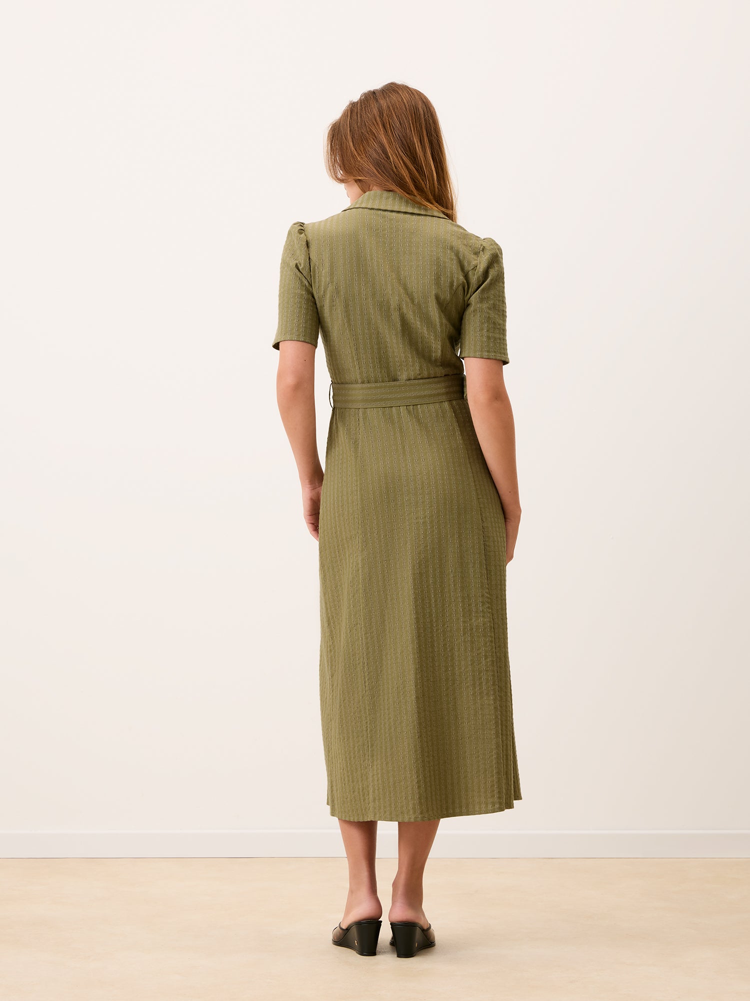 Robe RAELLA