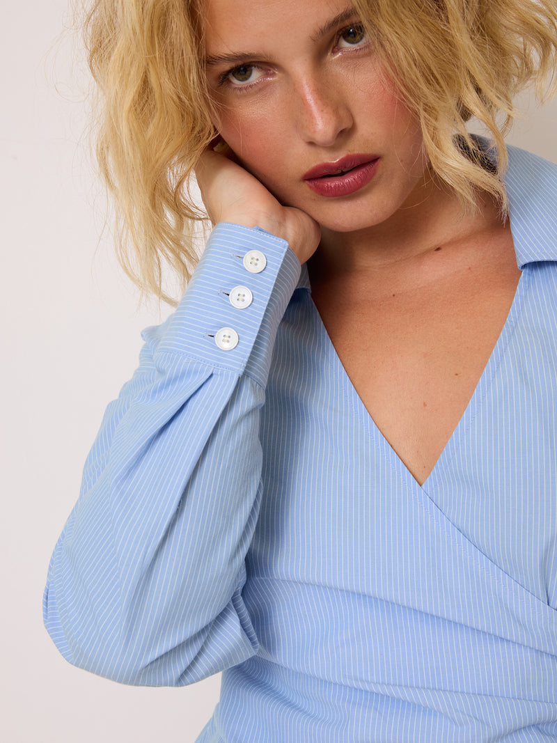RAVEL sky blue striped shirt, detail of V-neck by Rouje