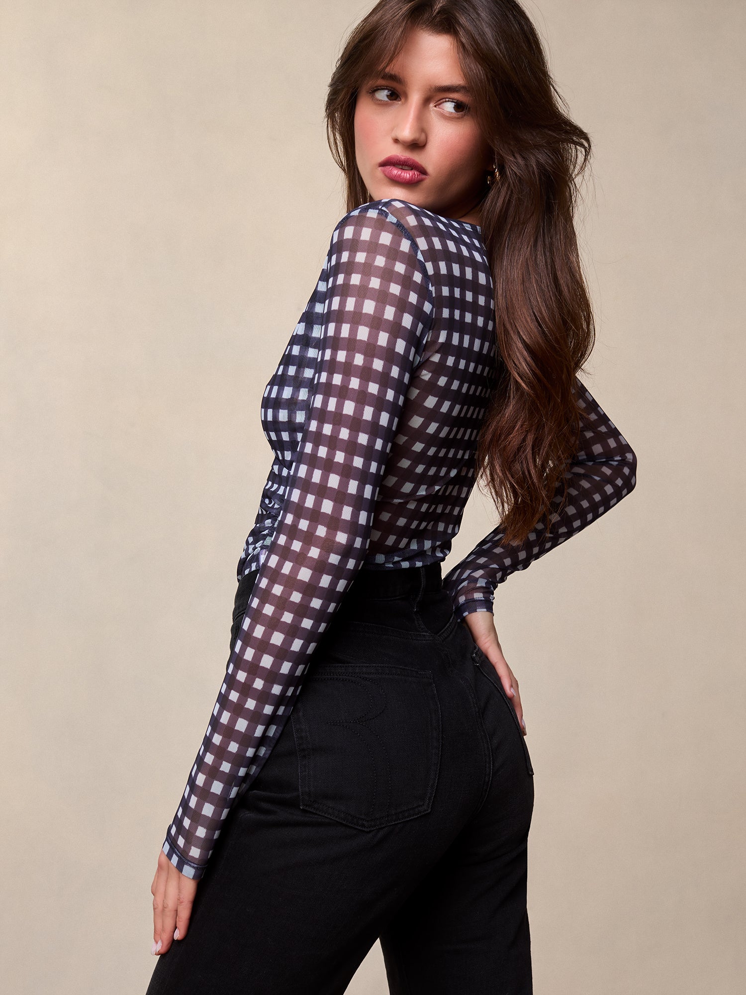 YURA Top